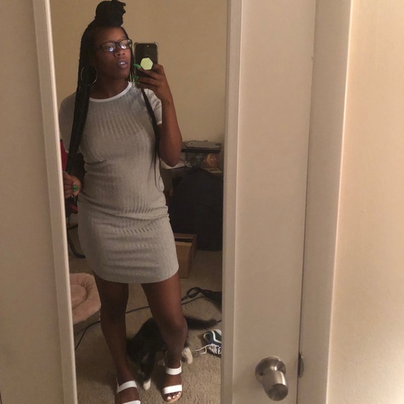 Grey Dress - Picture 1 of 1